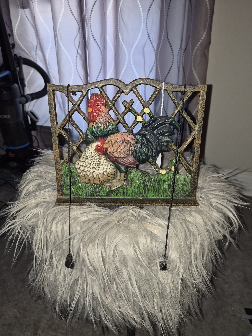 Vintage Cast Iron Rooster Cookbook Stand Hand Painted Farmhouse Kitchen 7.5 x 9